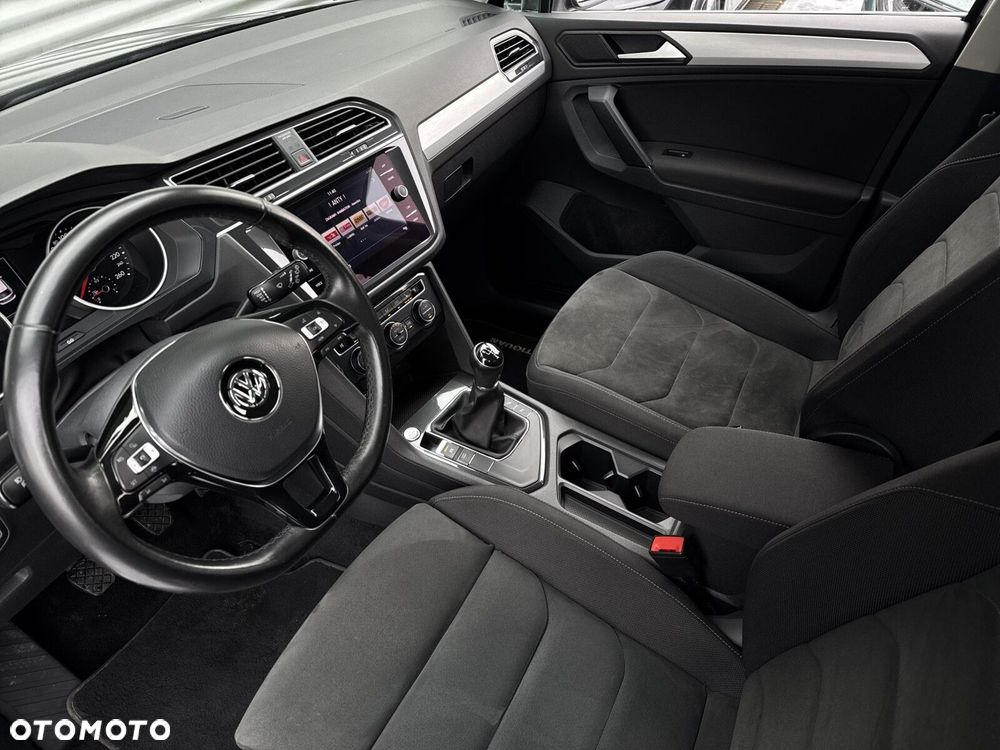 Volkswagen Tiguan 1.5 TSI EVO Comfortline - 9