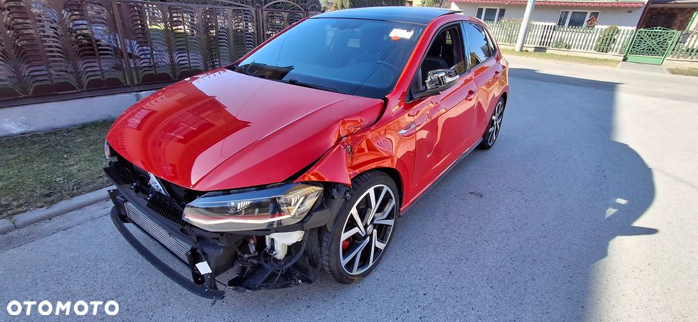 Volkswagen Polo 2.0 TSI DSG GTI - 4