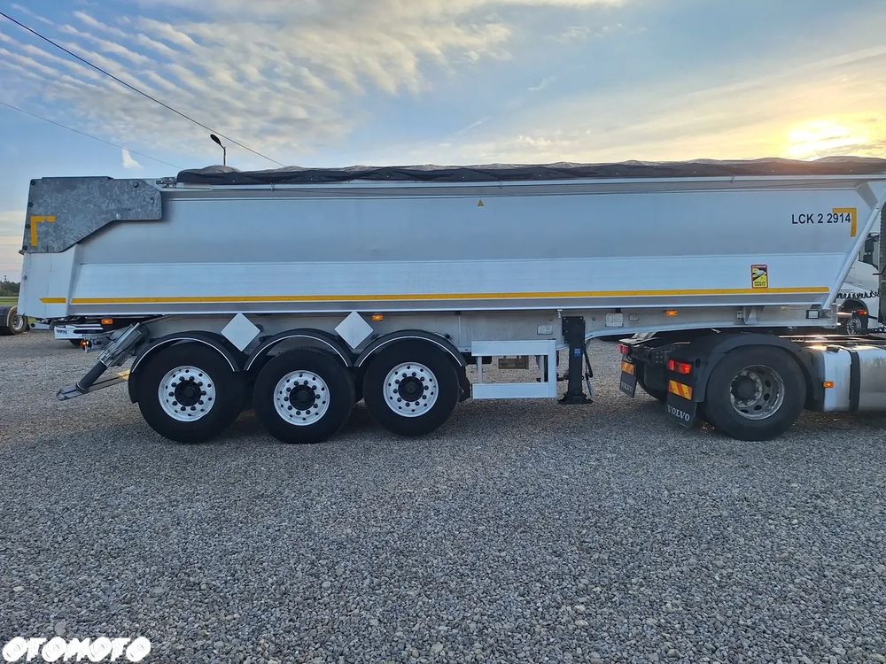 Benalu 28m3 / 2013 / 2 osie podnoszone / Import Francja - 5