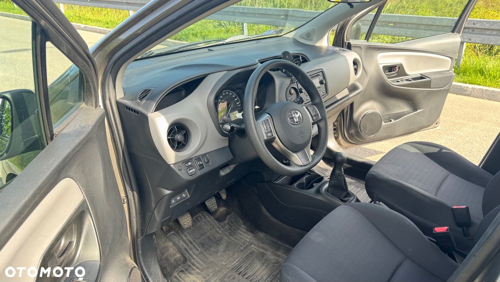 Toyota Yaris 1.0 Active - 6