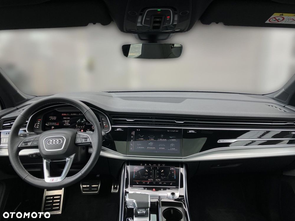 Audi Q7 - 10
