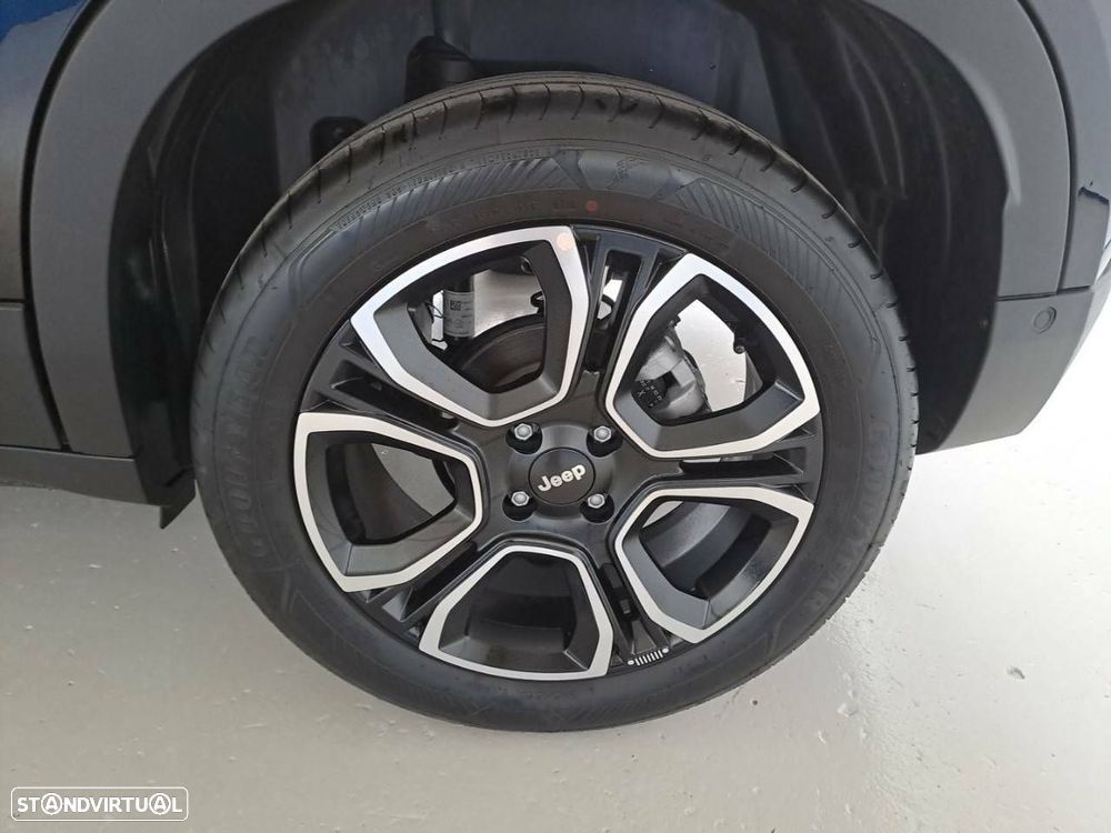 Jeep Avenger 1.2 GSE T3 Summit - 11