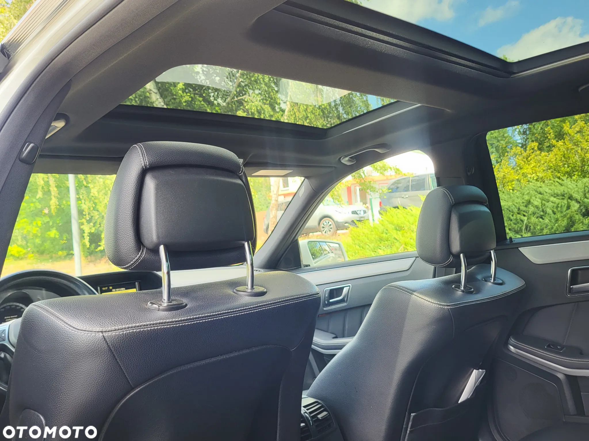 Mercedes-Benz Klasa E 220 BlueTEC 4Matic 7G-TRONIC - 20