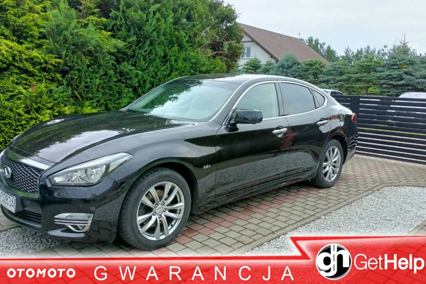 Infiniti Q70
