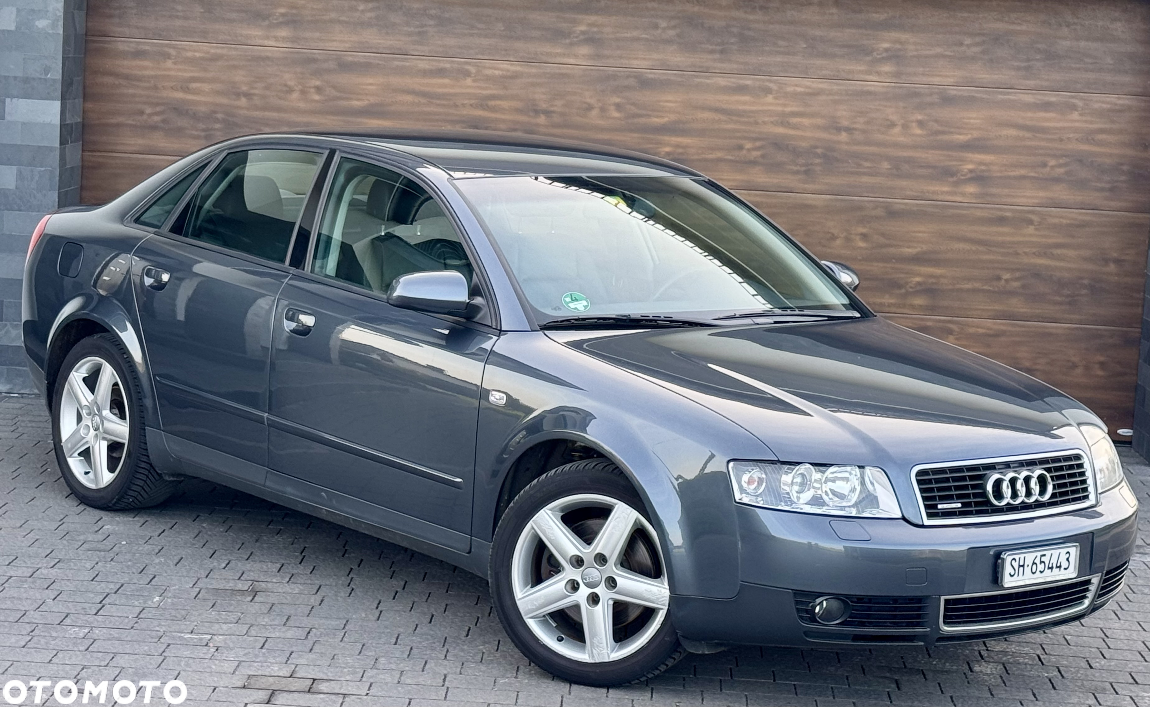 Audi A4 3.0 Quattro - 4