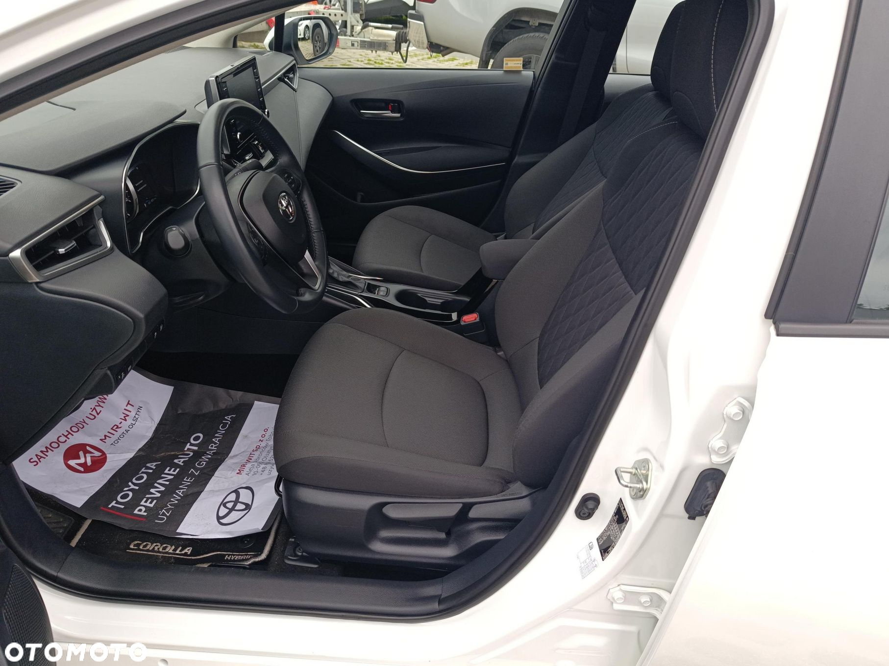 Toyota Corolla 1.8 Hybrid Comfort - 2
