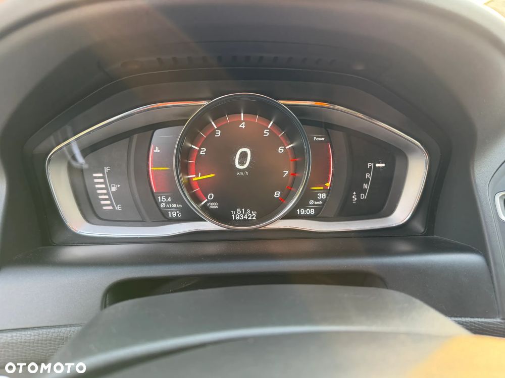 Volvo XC 60 T5 Geartronic Momentum - 11