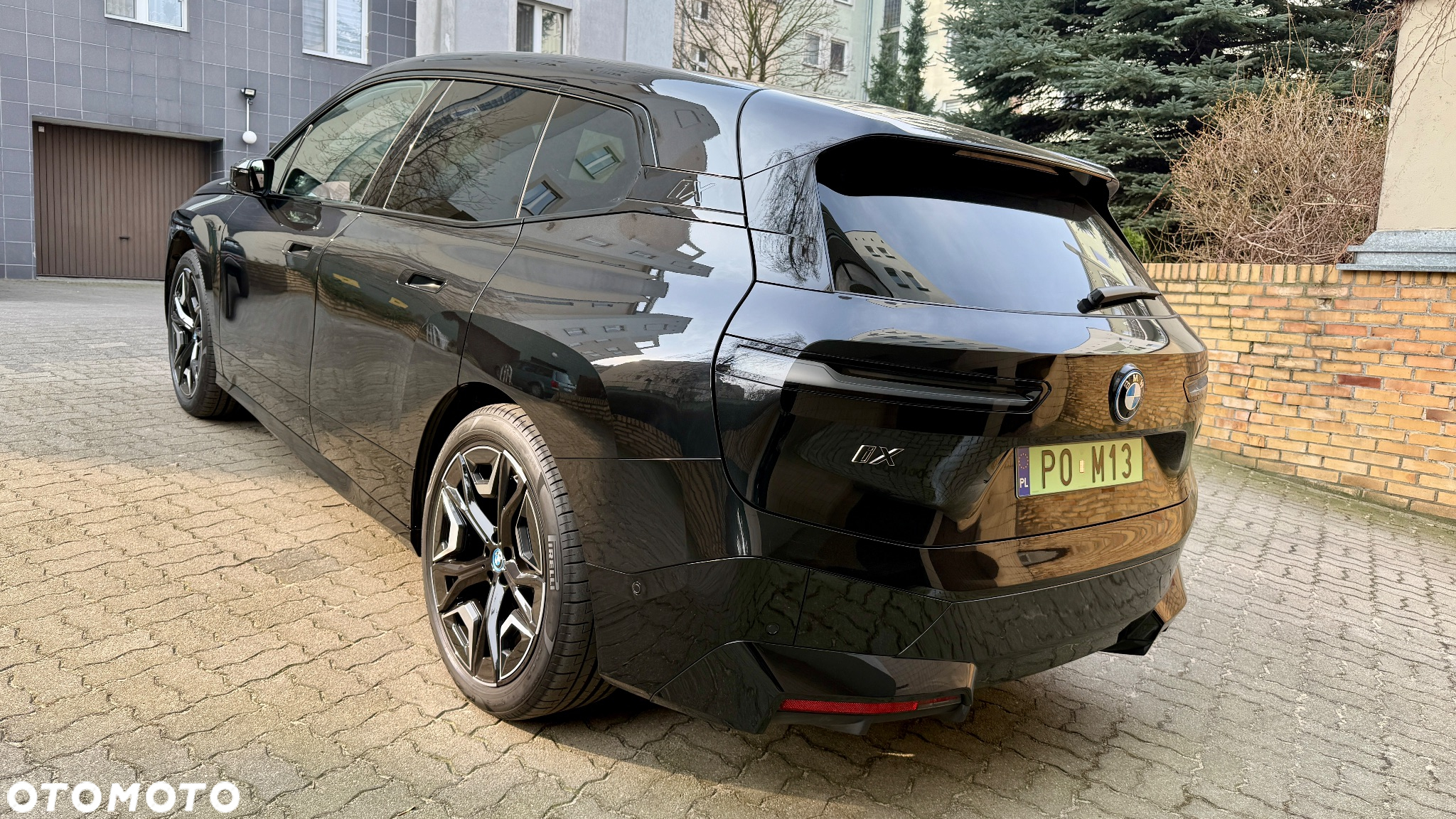 BMW iX - 3