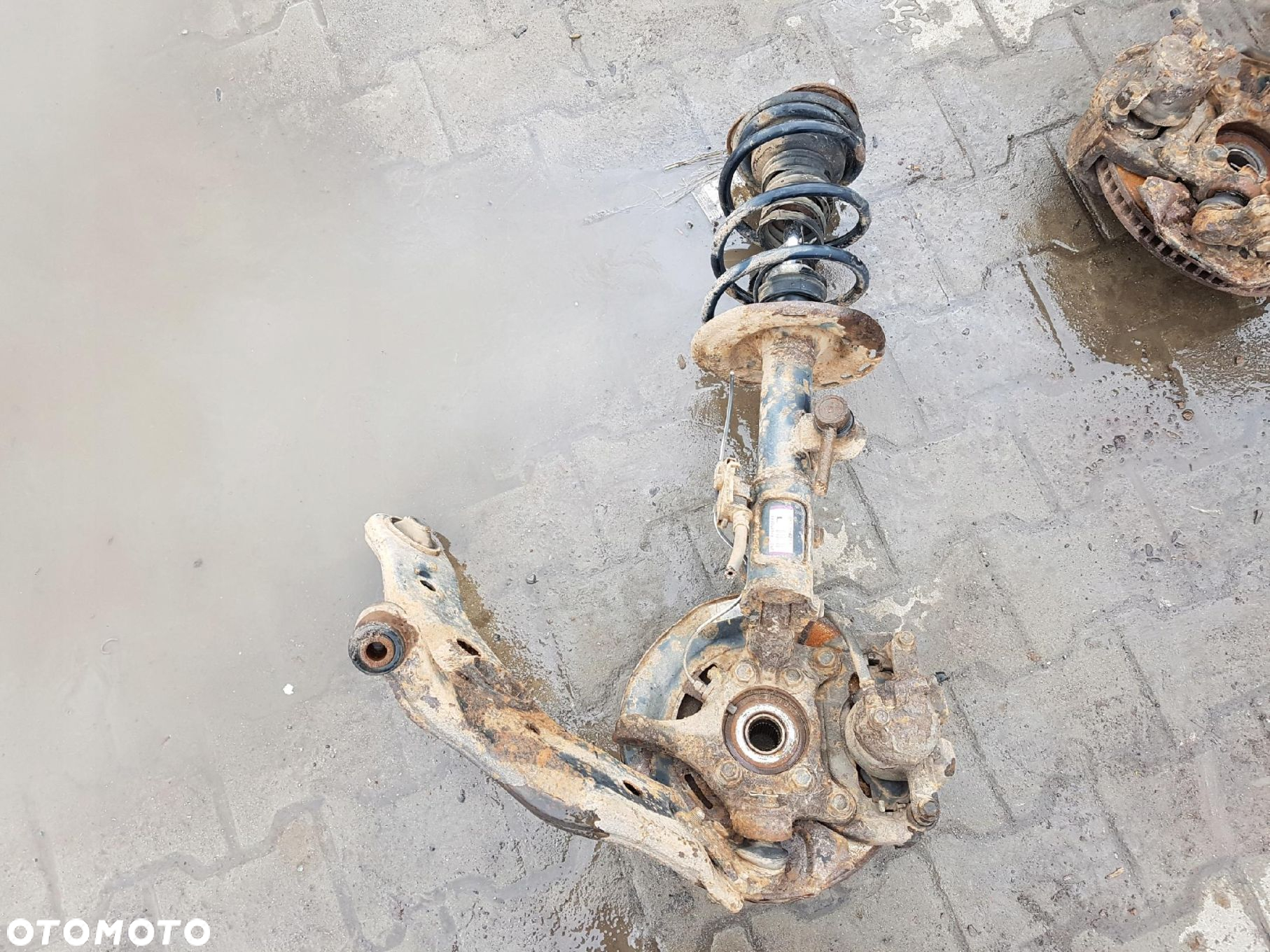TOYOTA RAV4 3 III 05-08r 2.2 D4D AMORTYZATOR ZWROTNICA LEWA PRZÓD - 4