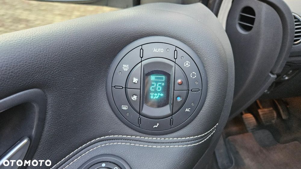 Renault Grand Espace 2.0 dCi 150 FAP Celsium - 25