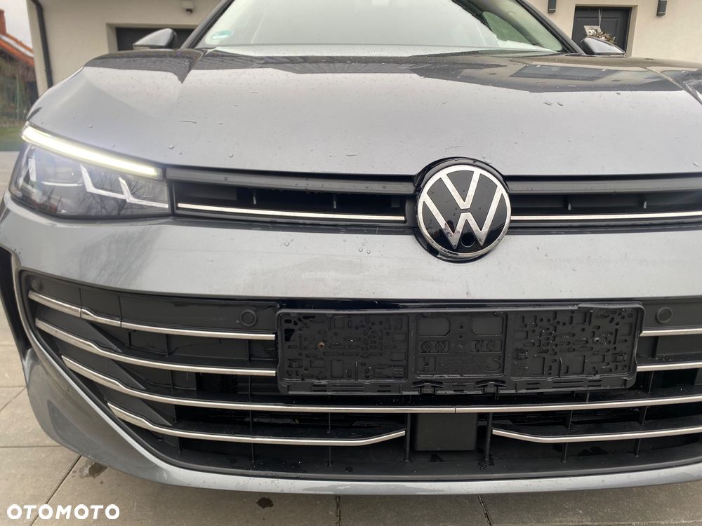 Volkswagen Passat 2.0 TDI EVO Elegance DSG - 4