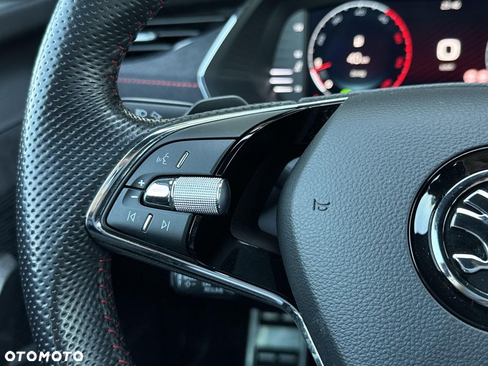 Skoda Octavia 2.0 TDI 4x4 RS DSG - 21