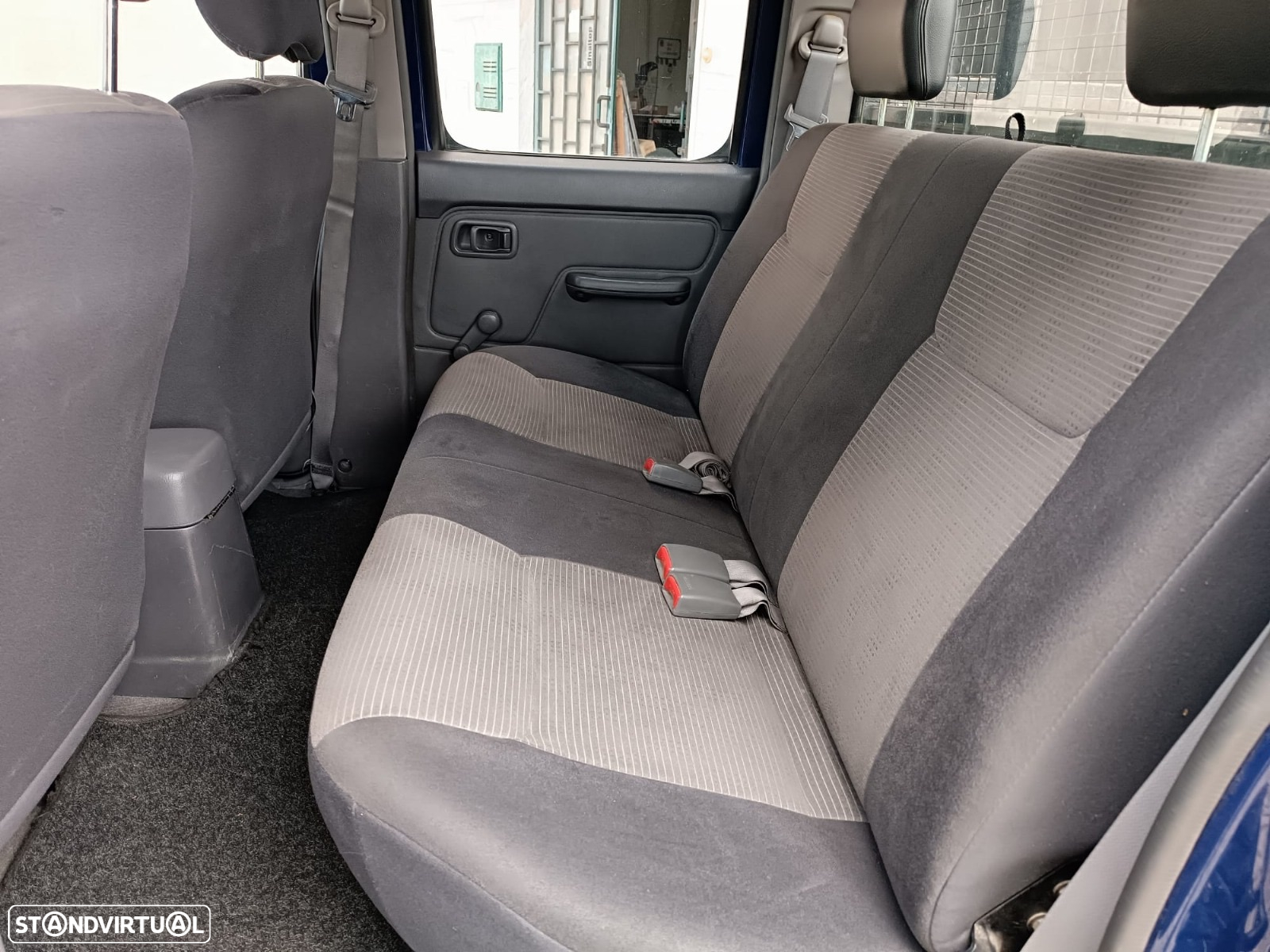 Nissan Pick Up - 17