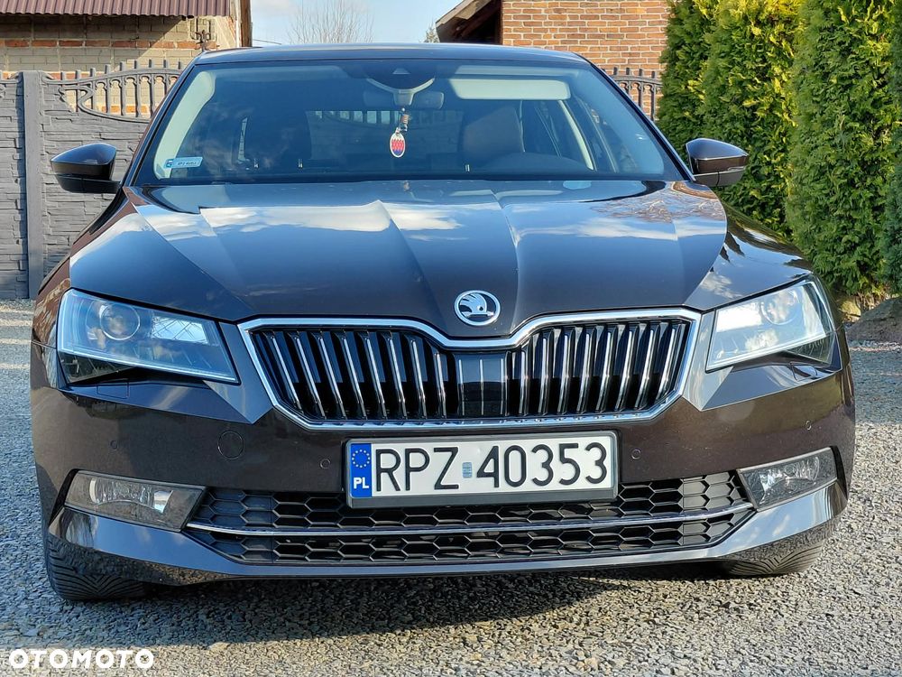 Skoda Superb 1.6 TDI GreenLine - 1
