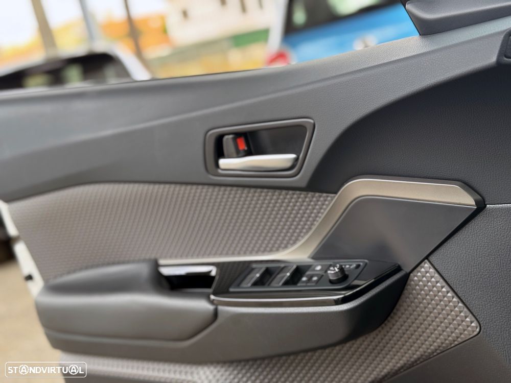 Toyota C-HR 1.8 Hybrid Exclusive+P.Luxury - 20