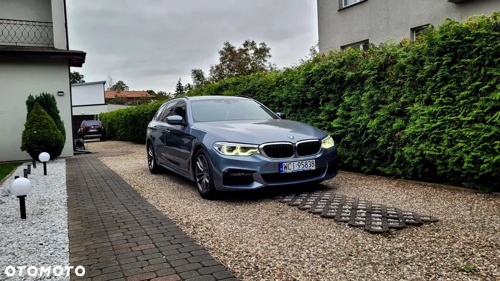 BMW Seria 5 520d M Sport - 2
