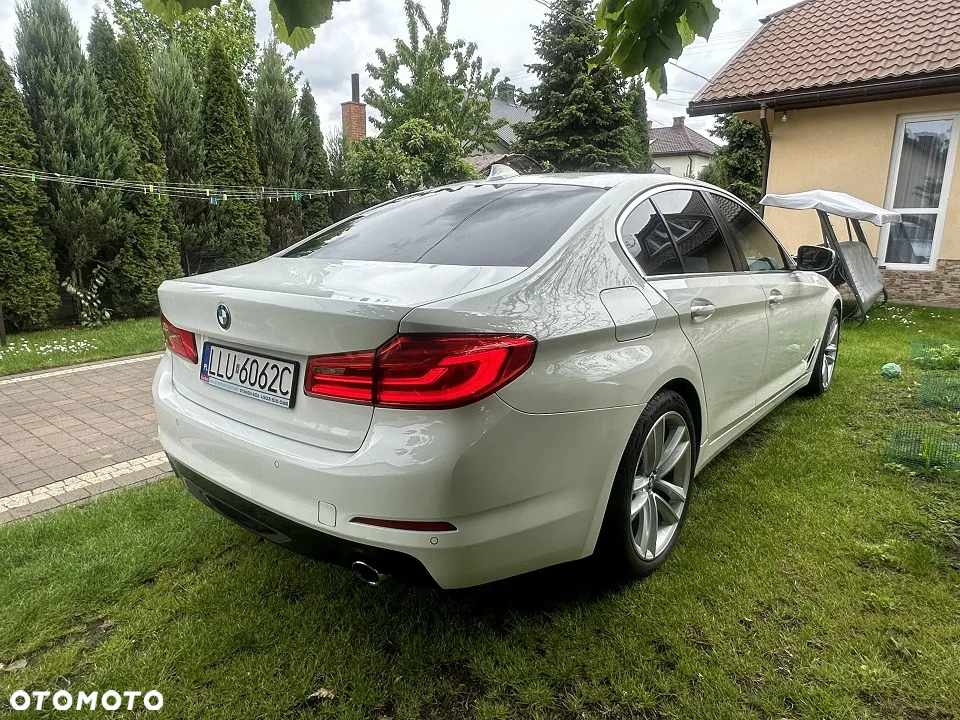 BMW Seria 5 520d Sport - 13