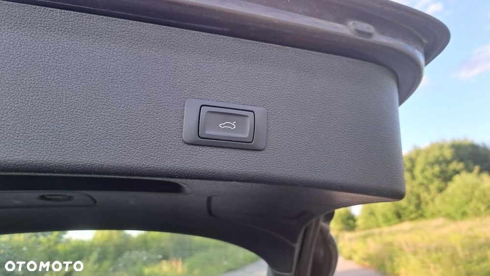 Audi A4 Avant 2.0 TDI - 14