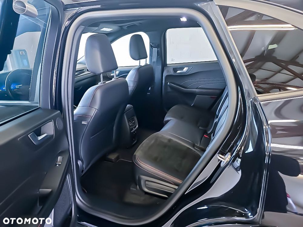 Ford Kuga 2.5P PHEV FWD ST-Line X - 10