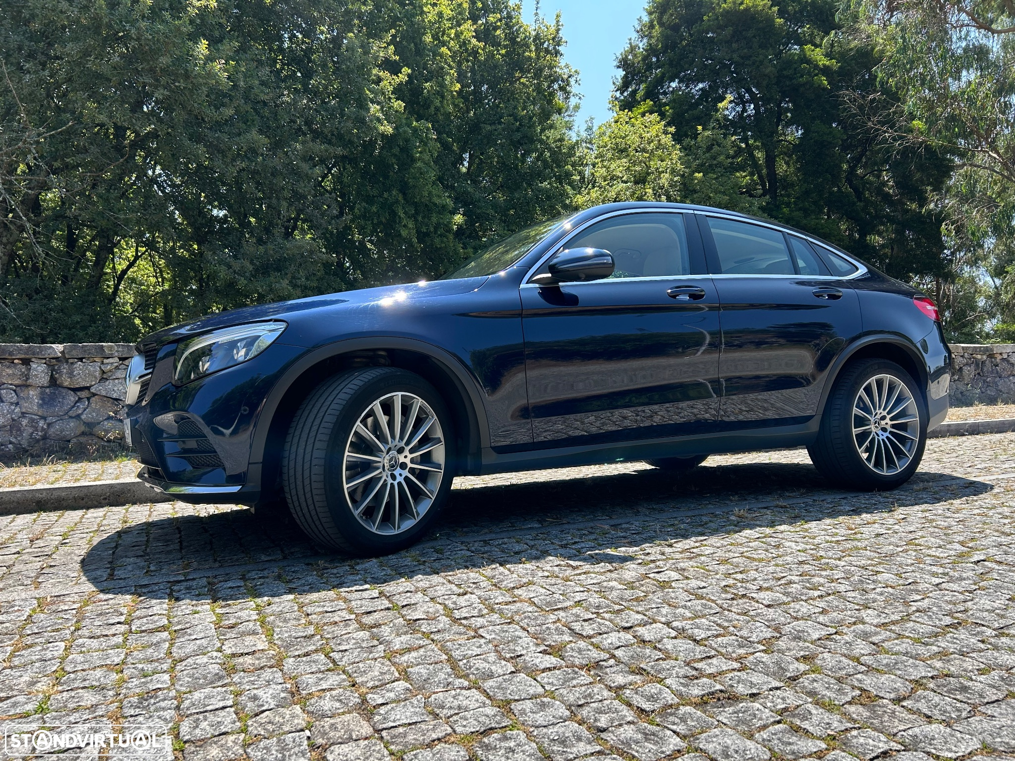 Mercedes-Benz GLC 250 Coupe 4Matic 9G-TRONIC AMG Line - 30
