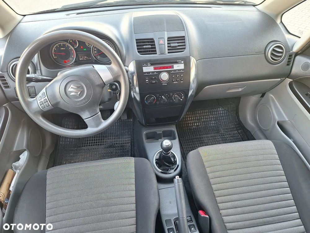 Suzuki SX4 Classic 1.6 VVT 4x4 Style - 11