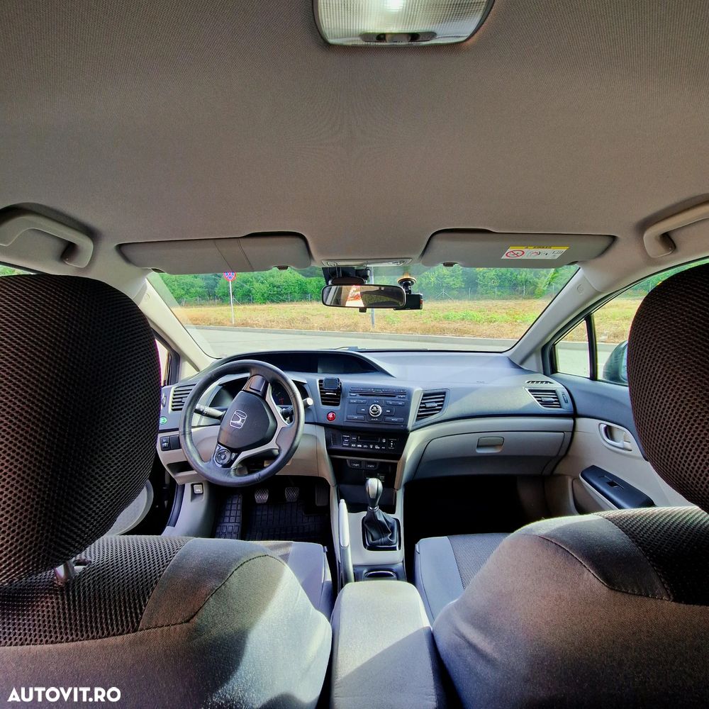 Honda Civic 1.8 MT LS - 8