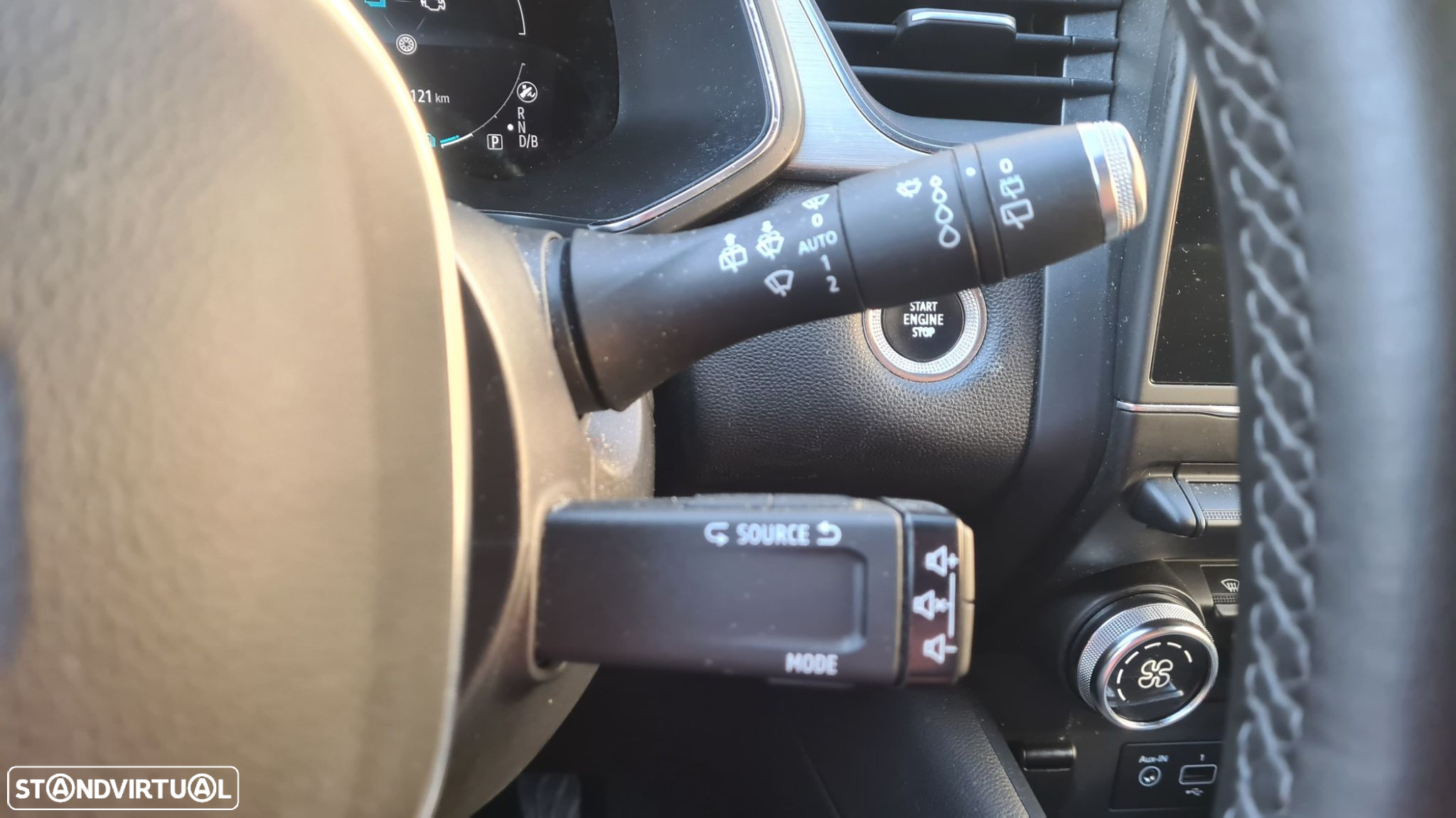 Renault Captur 1.6 E-Tech Plug-In Intens - 17