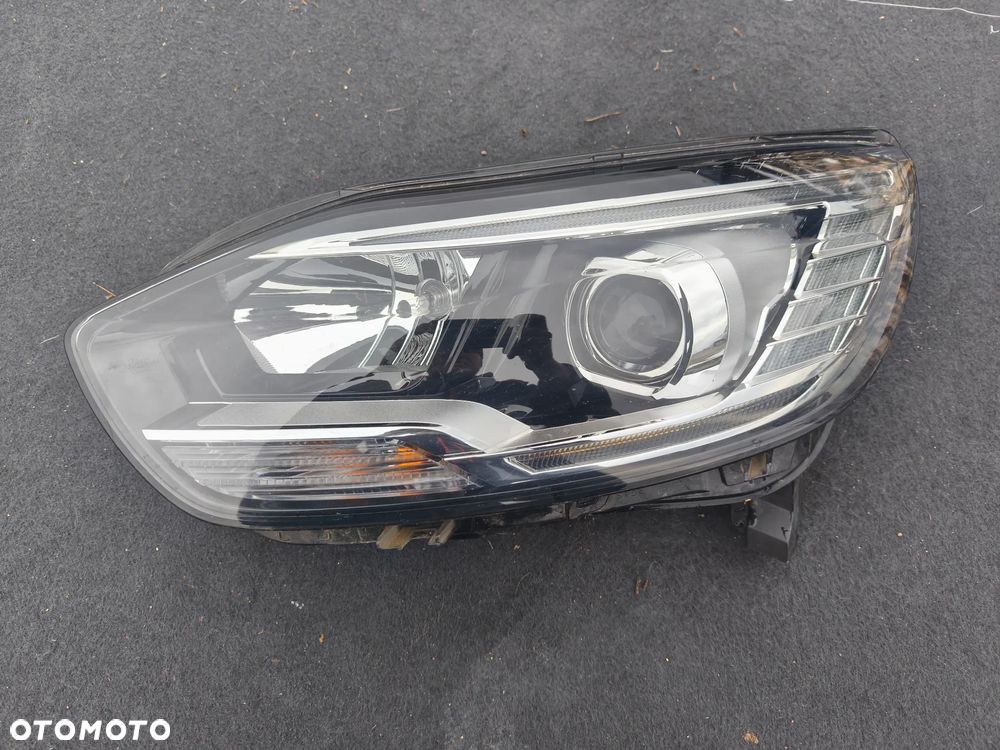 LAMPA PRZÓD PRZEDNIA LEWA 260606727R RENAULT SCENIC IV - 1