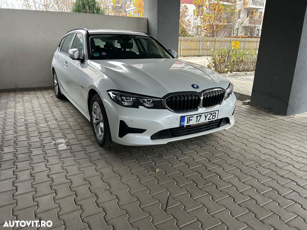 BMW Seria 3 320e Touring Aut. - 1