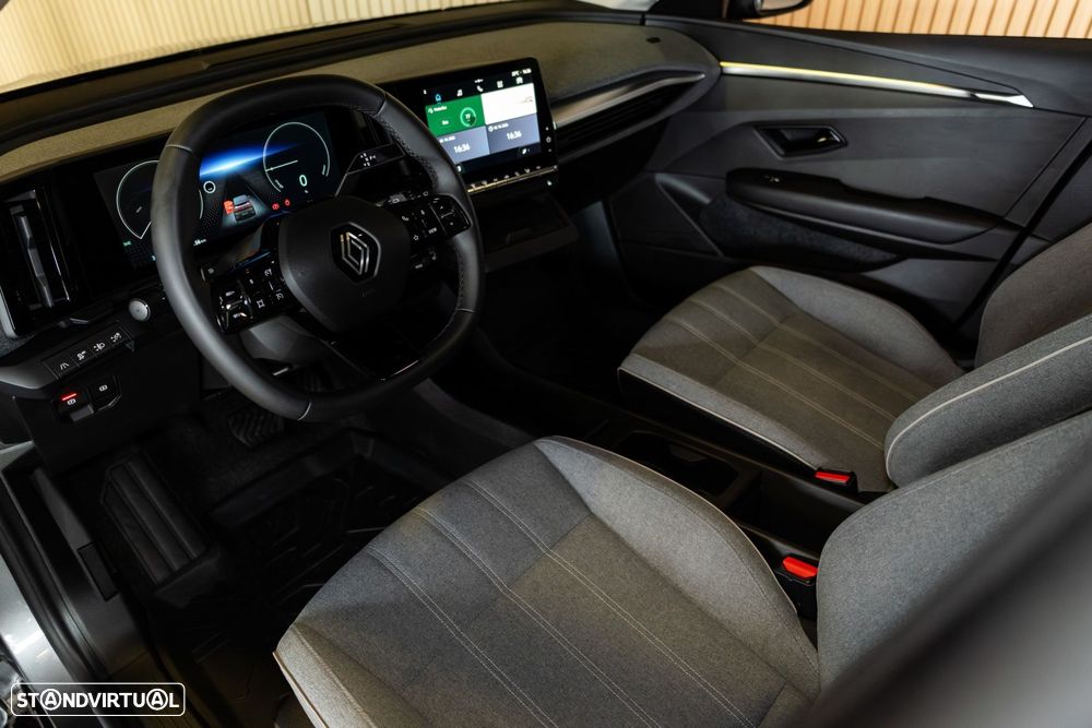 Renault Mégane E-Tech EV60 220hp optimum charge Equilibre - 3