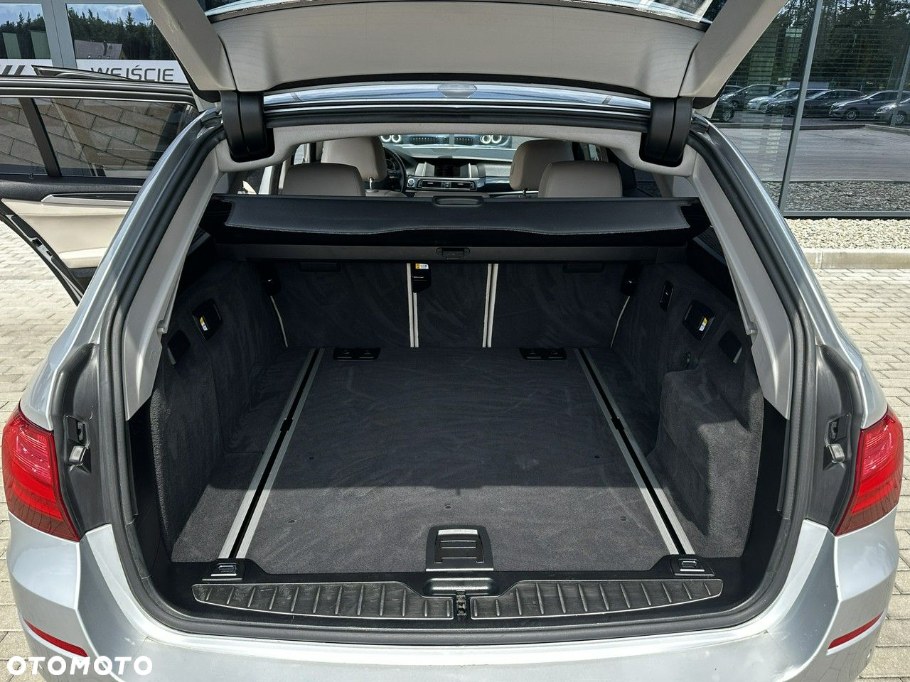 BMW Seria 5 525d Touring - 27