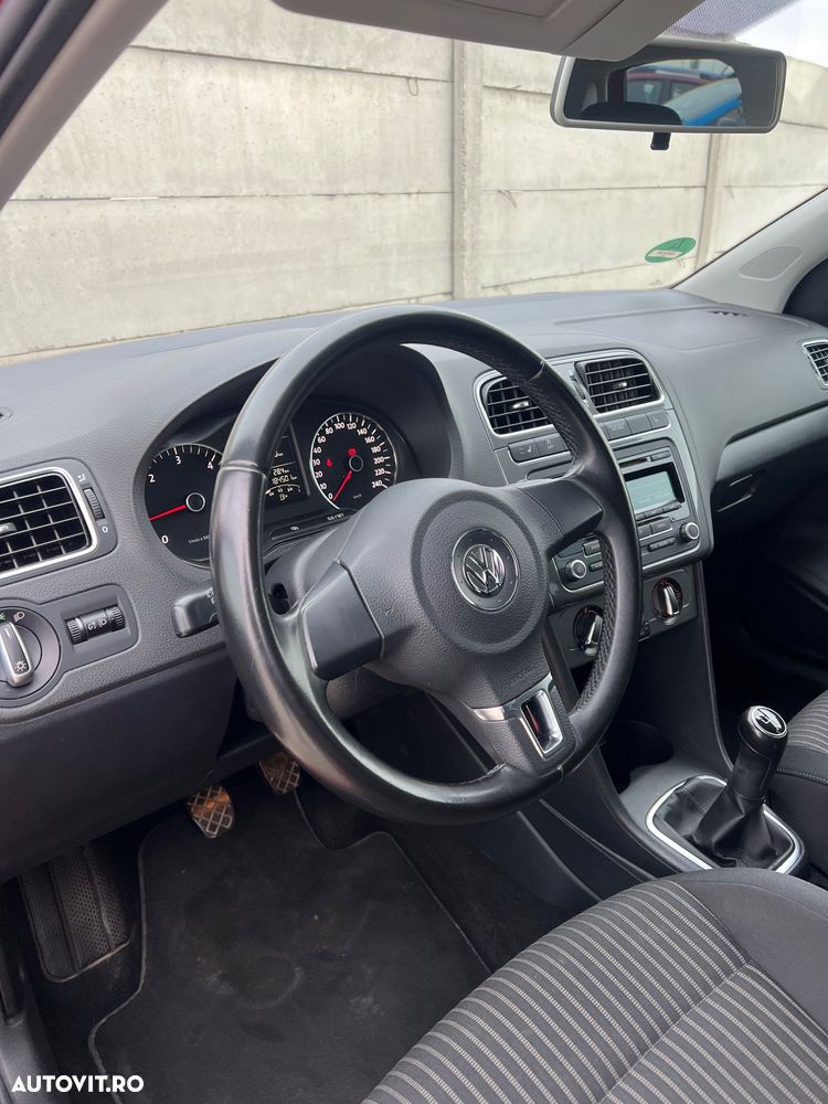 Volkswagen Polo 1.6 TDI Blue Motion Technology Trendline - 11