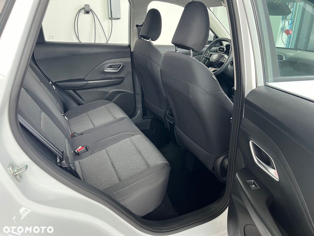 MG ZS - 30