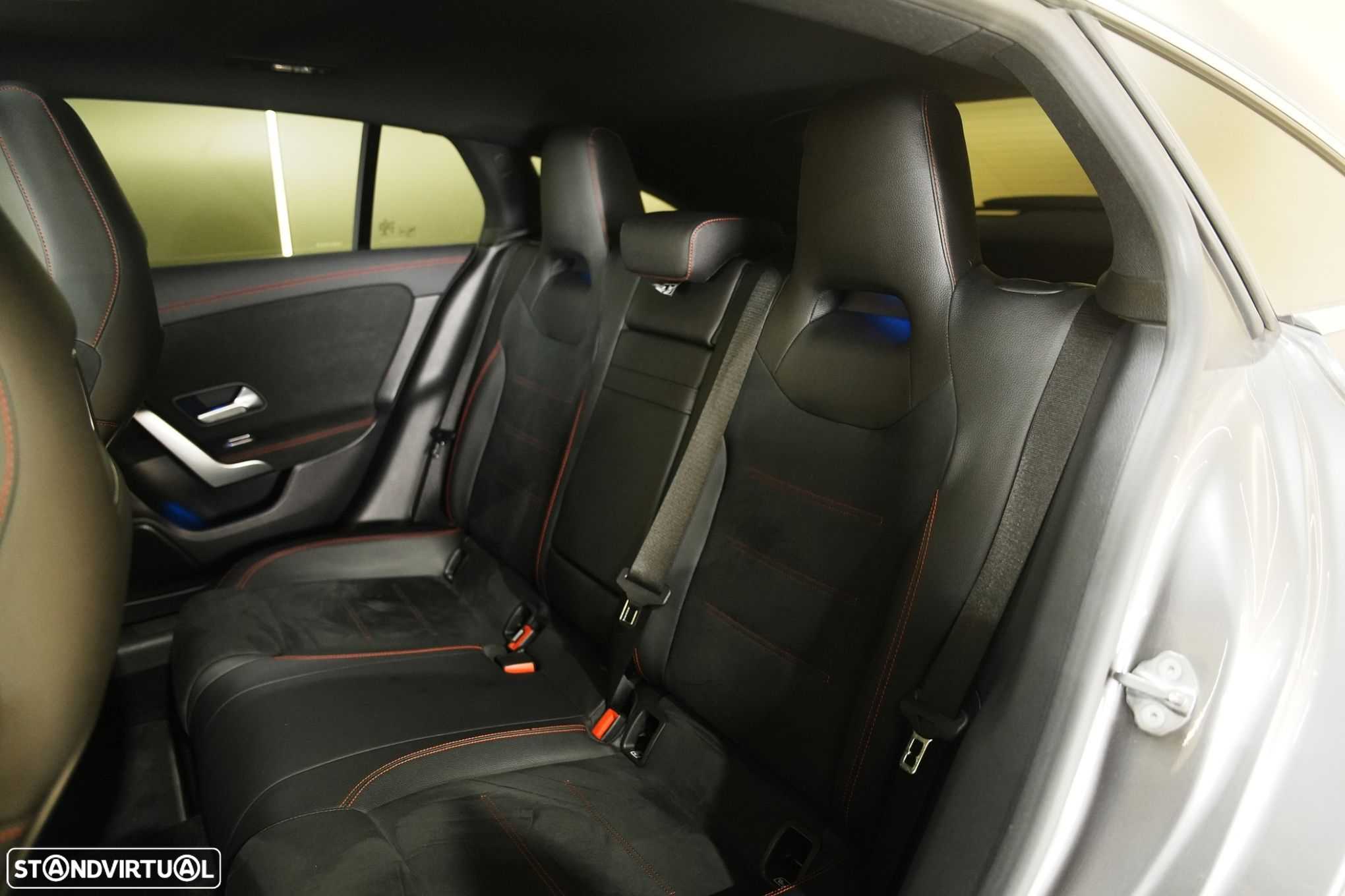 Mercedes-Benz CLA 200 d Shooting Brake AMG Line Aut. - 32