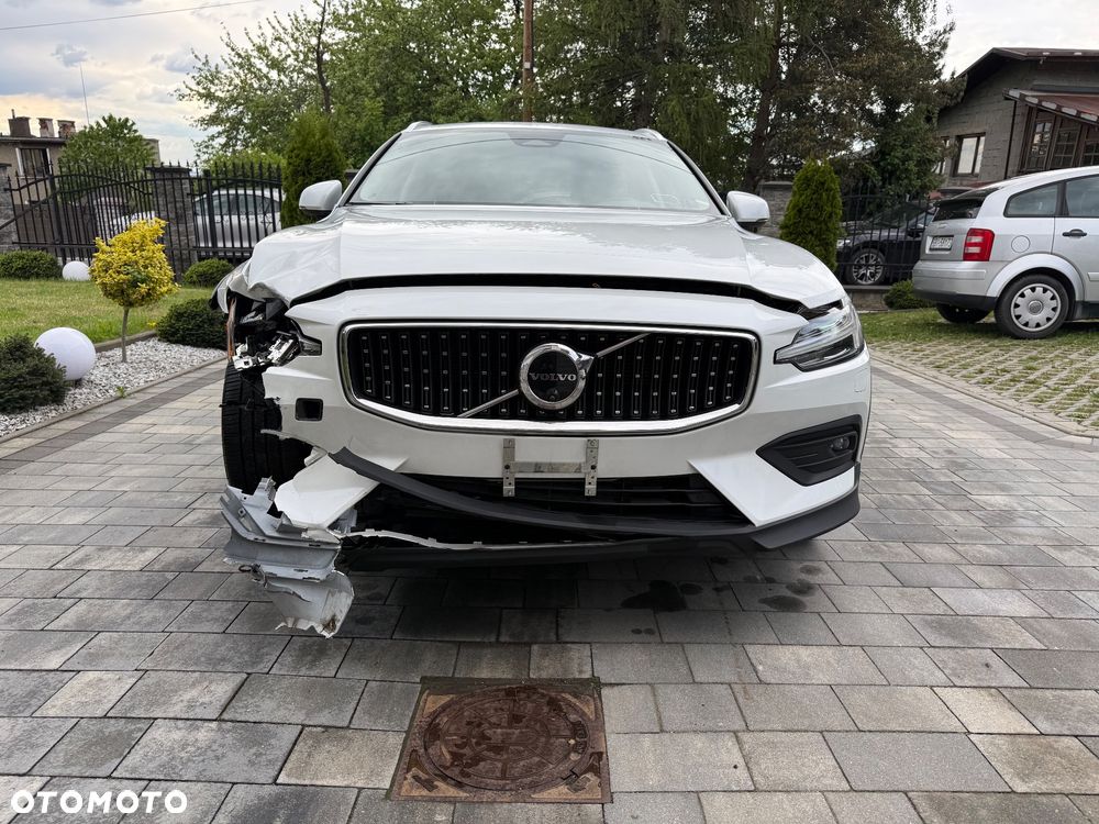 Volvo V60 B5 B AWD Plus Dark - 11