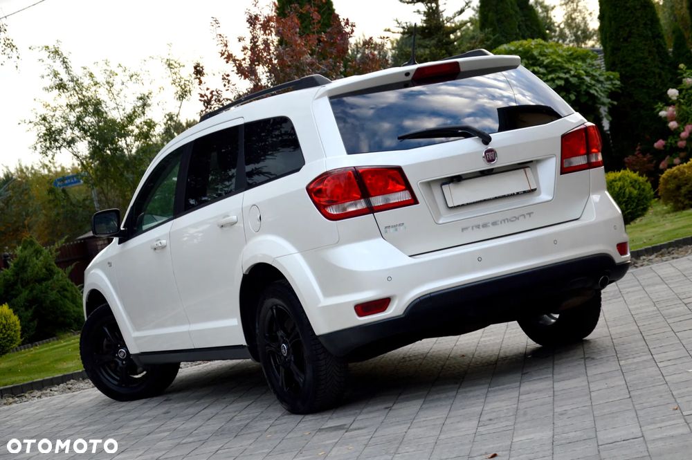 Fiat Freemont 2.0 Multijet 16V DPF Automatik Allrad Black Code - 15