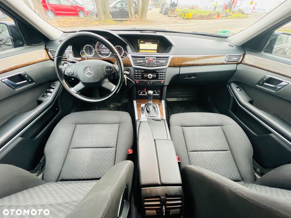 Mercedes-Benz Klasa E - 11