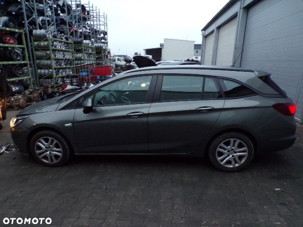 Części - Opel Astra 5 K 1.6 CDTI 110 KM KOMBI 18R - 1