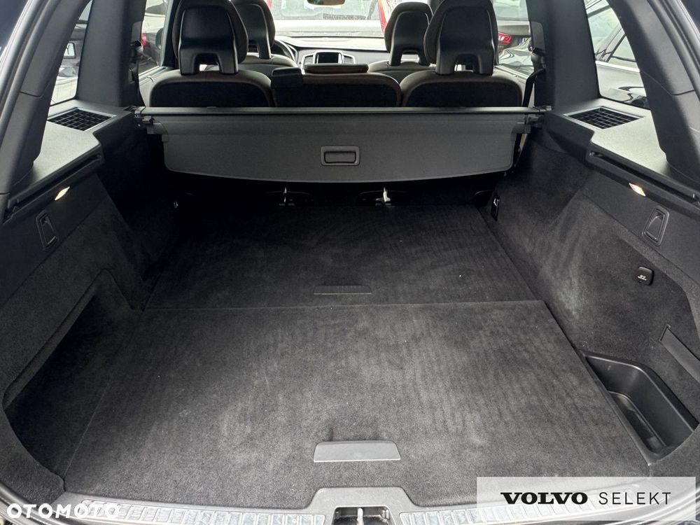 Volvo XC 90 - 36