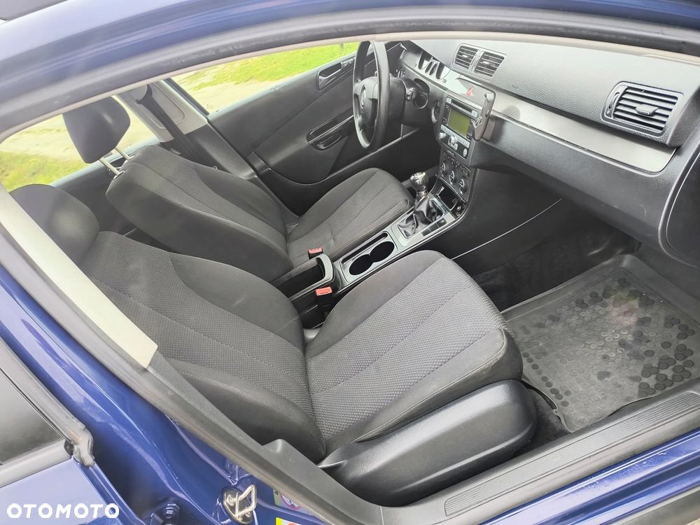 Volkswagen Passat Variant 2.0 FSI Individual - 8