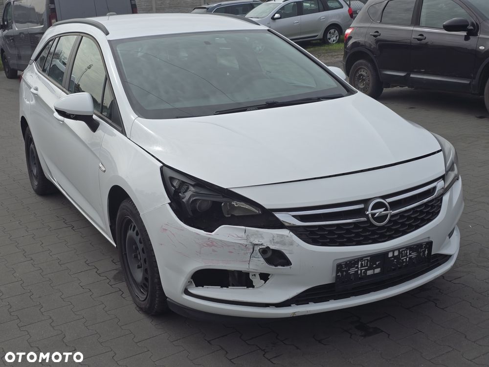 Opel Astra 1.6 CDTI DPF ecoFLEX TourerStart/Stop Edition - 10