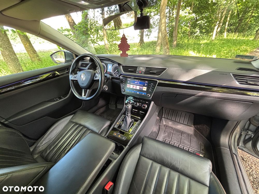 Skoda Superb 2.0 TDI SCR 4x4 L&K DSG - 16