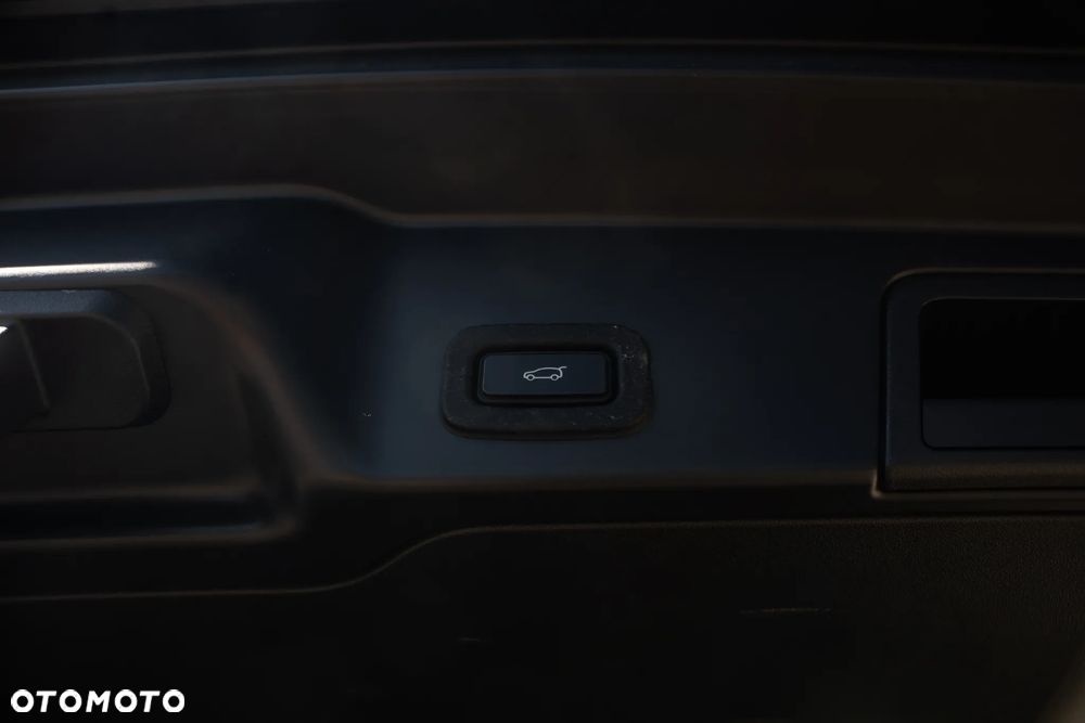 Land Rover Range Rover Evoque - 33