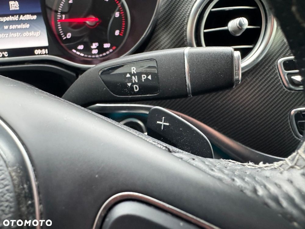 Mercedes-Benz Klasa V - 25