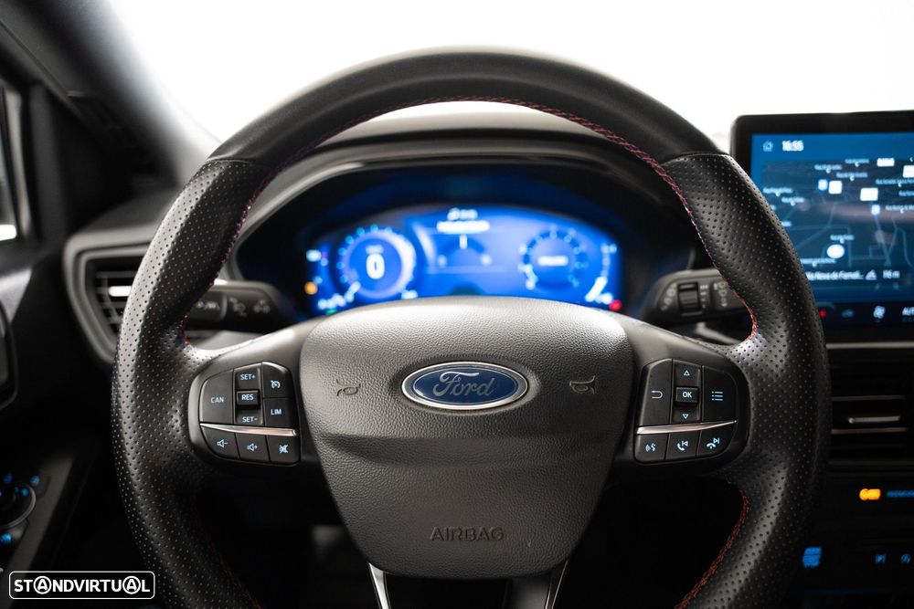 Ford Focus 1.0 EcoBoost MHEV ST-Line - 15