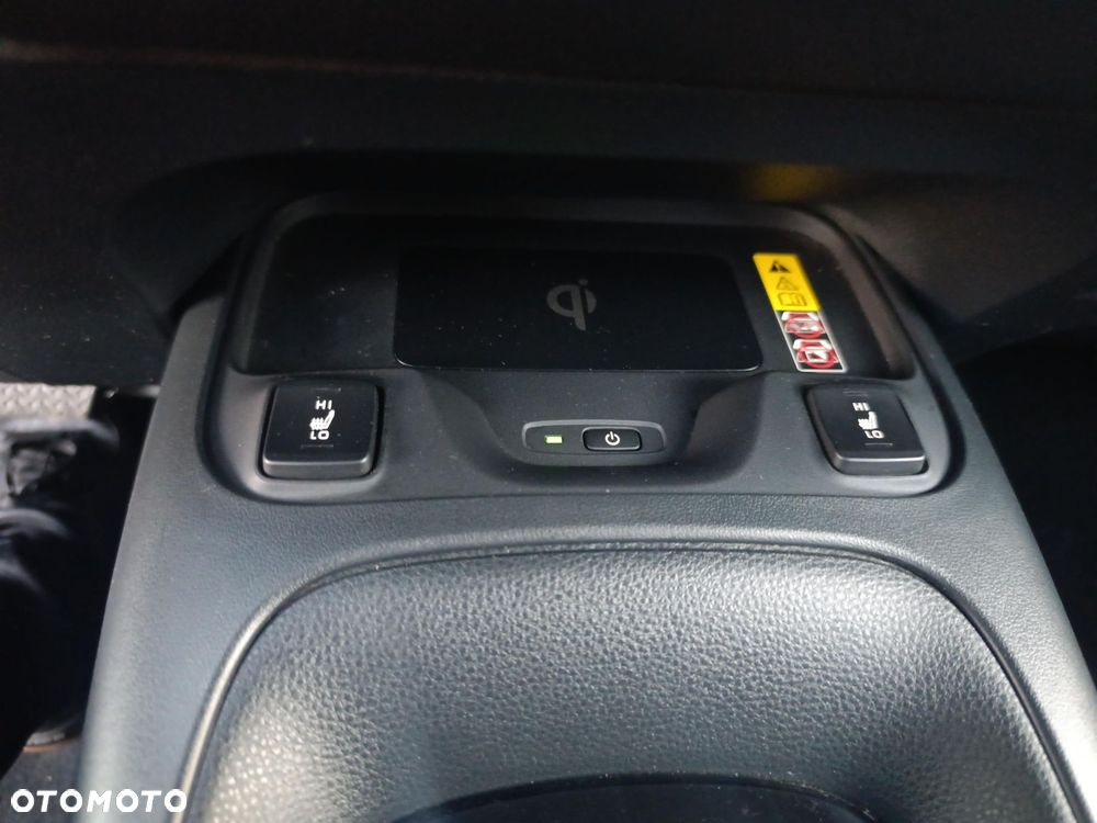 Toyota Corolla 1.8 Hybrid Comfort - 19