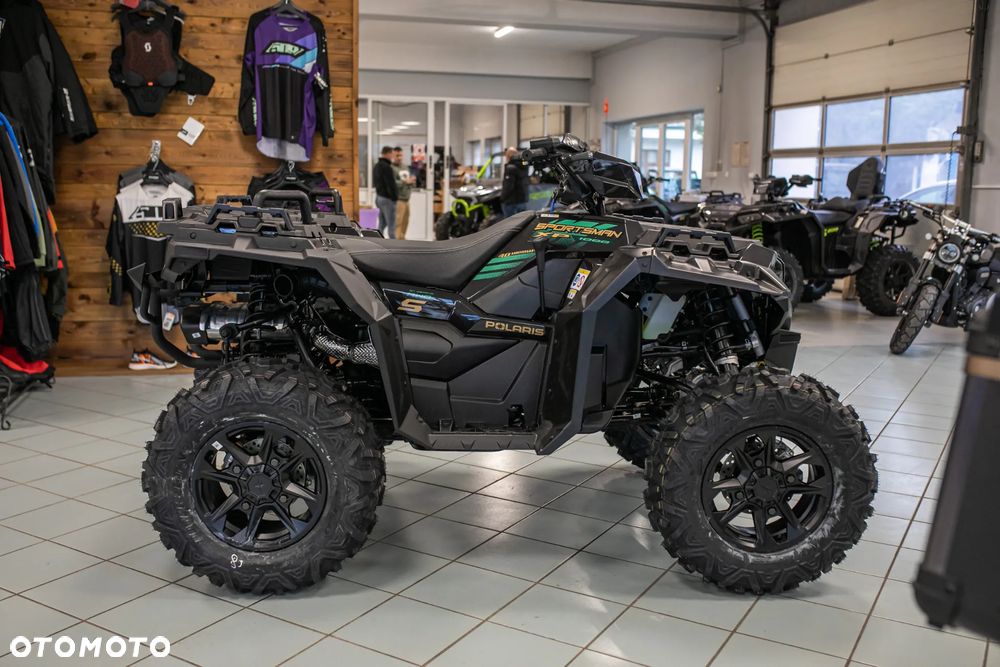 Polaris Sportsman - 3