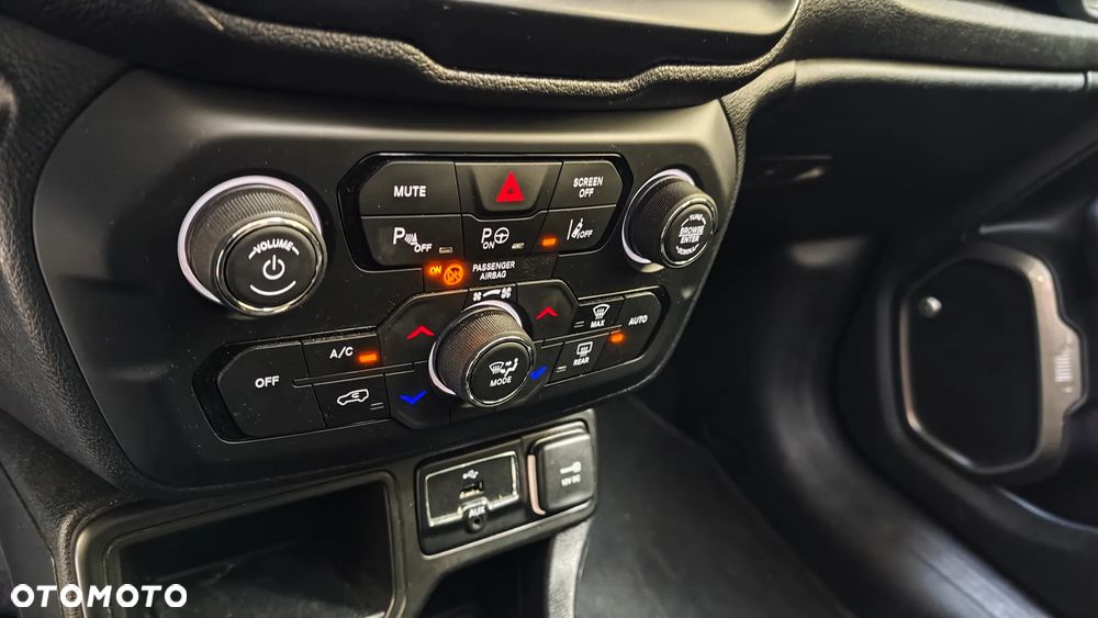 Jeep Renegade 1.4 MultiAir Longitude FWD S&S - 9