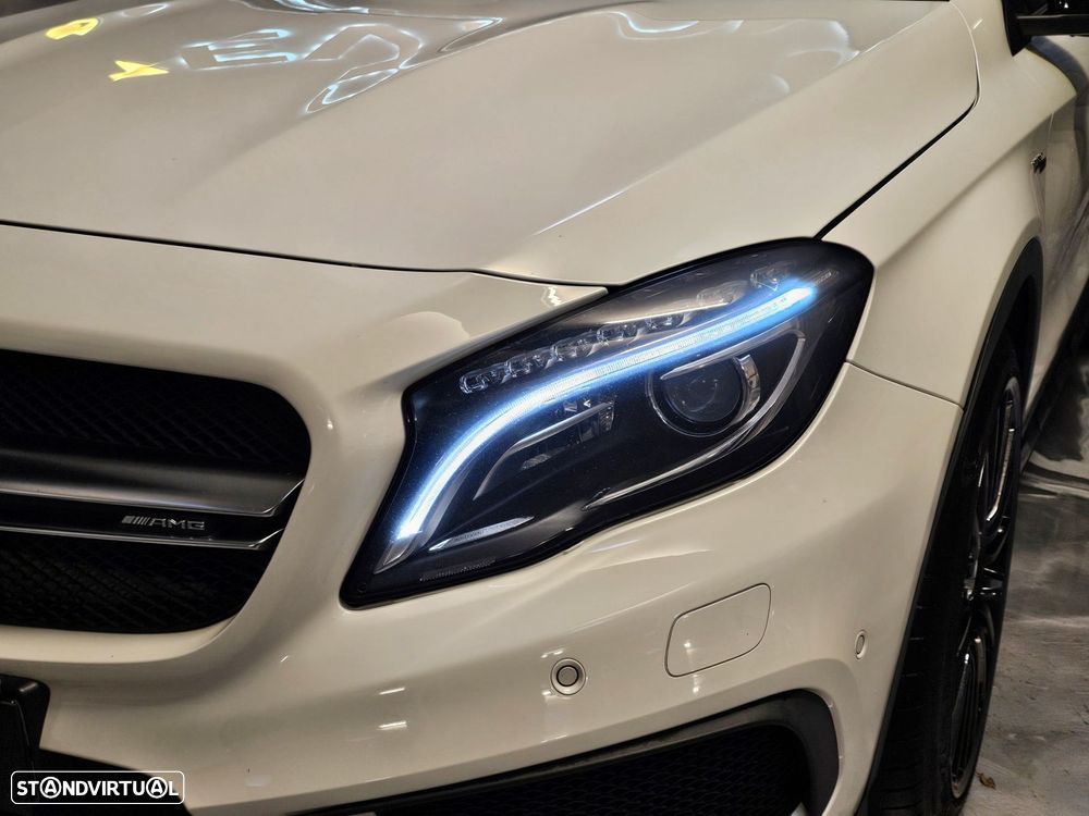 Mercedes-Benz GLA 45 AMG 4Matic Speedshift 7G-DCT - 33