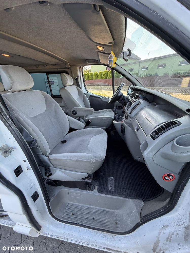 Opel Vivaro - 6